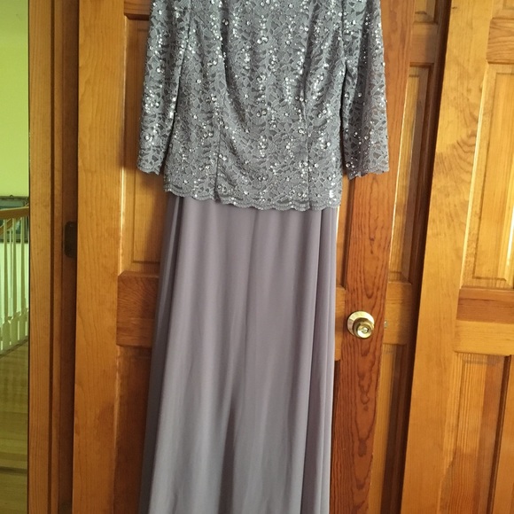 Alex Evenings Dresses & Skirts - An evening gown